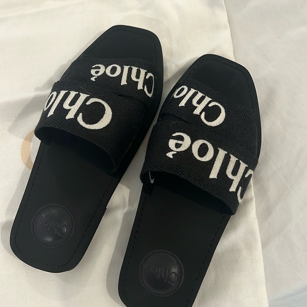 Chloe Woddy Sandals